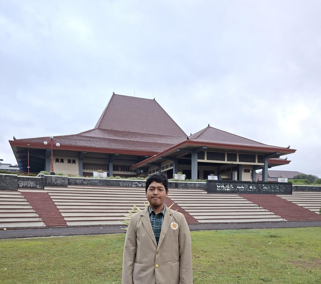 Imaduddin Qawim Al HakimImaduddin Qawim Al Hakim